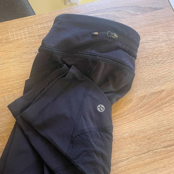 lululemon athletica Pants - Black lulu leggings size 6!